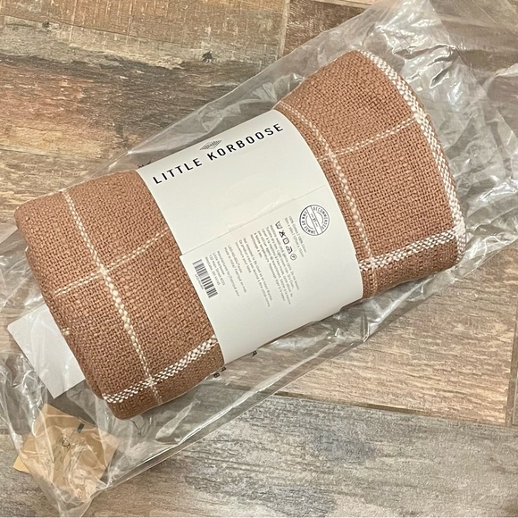 Woven Throw Blanket 60x50 - Picture 6 of 8